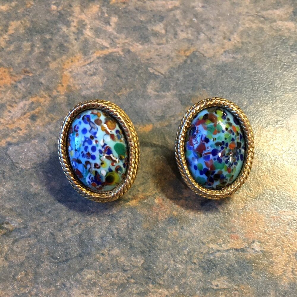 Vintage Confetti Glass Goldtone Cabochon Earrings
